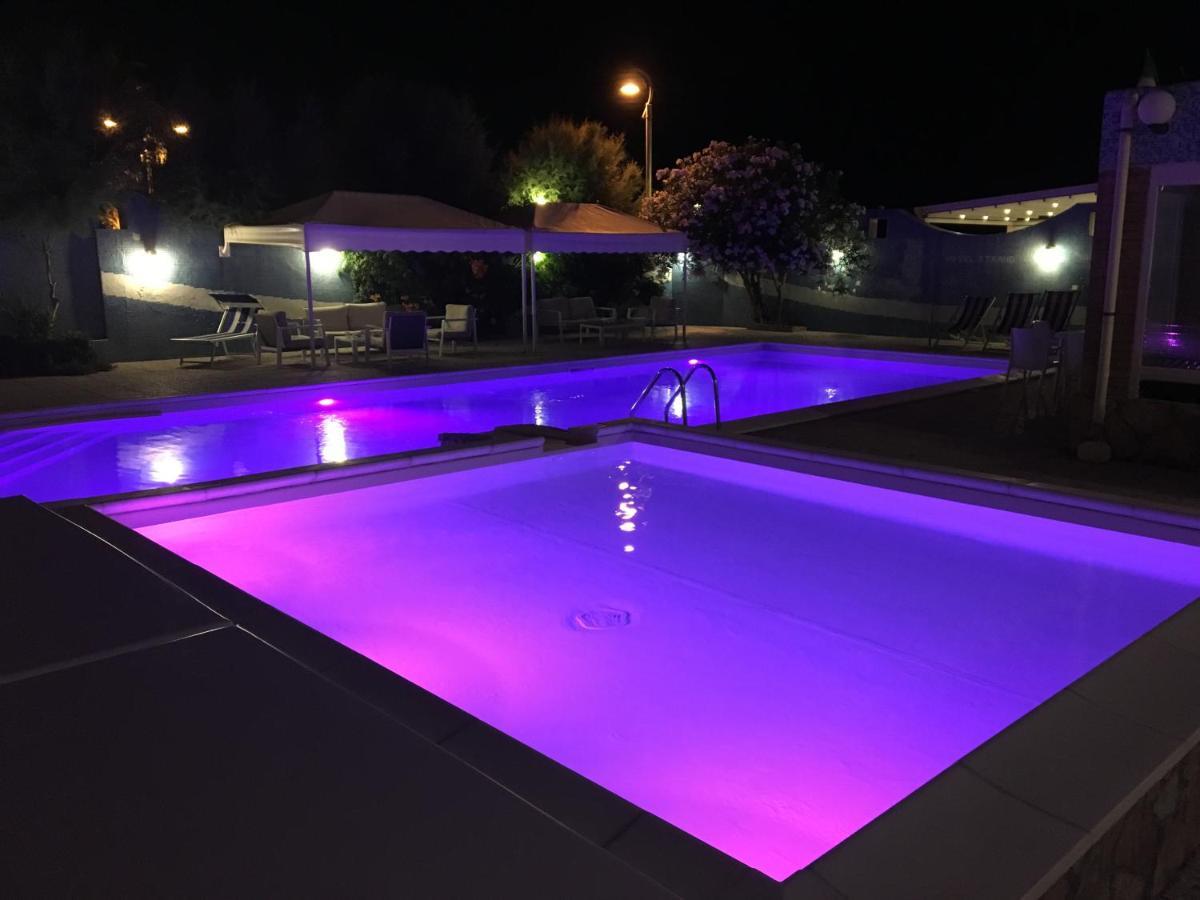 Hotel Strand Marina Di Montenero Ngoại thất bức ảnh